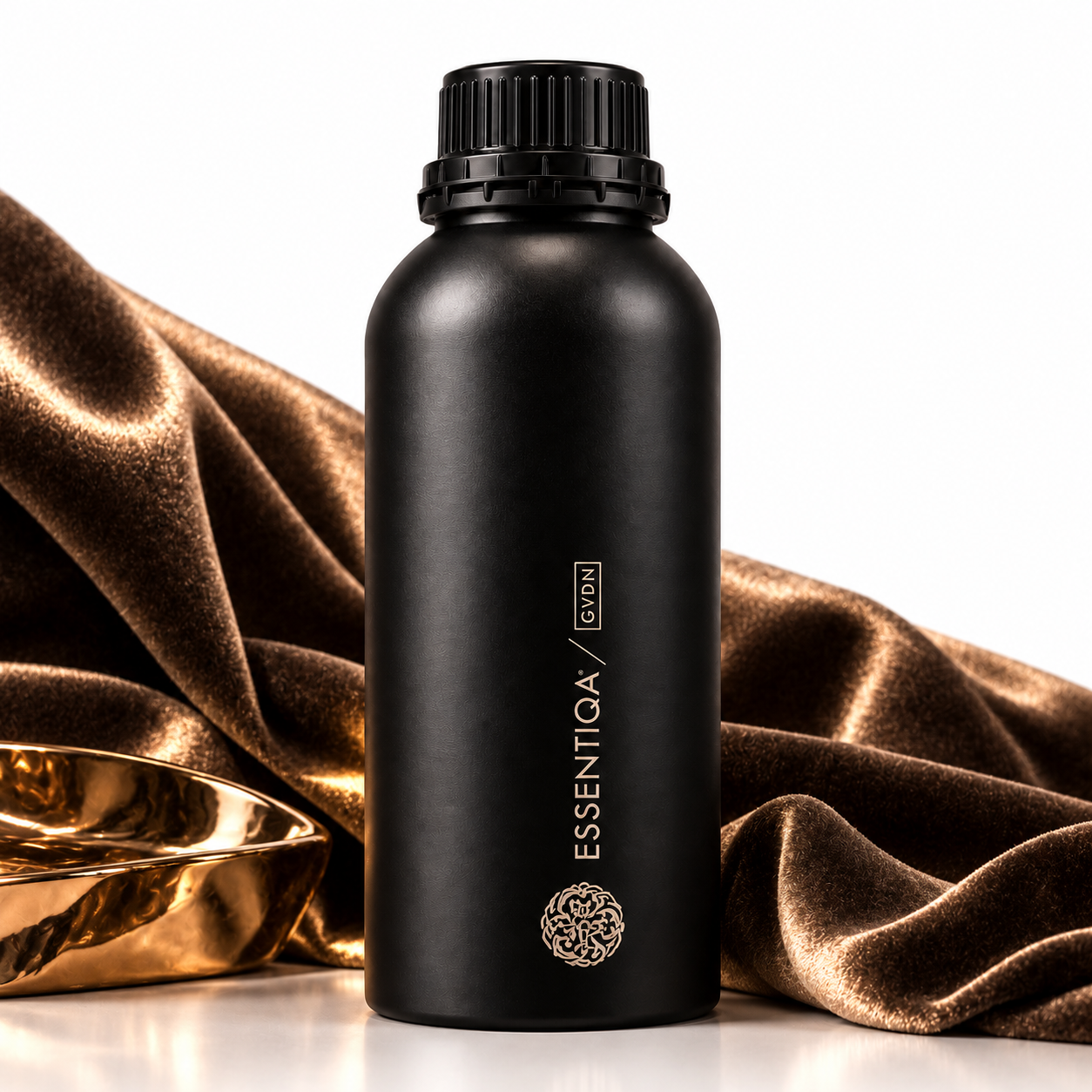 24 MAGIC — ESSENTIQA / GVDN