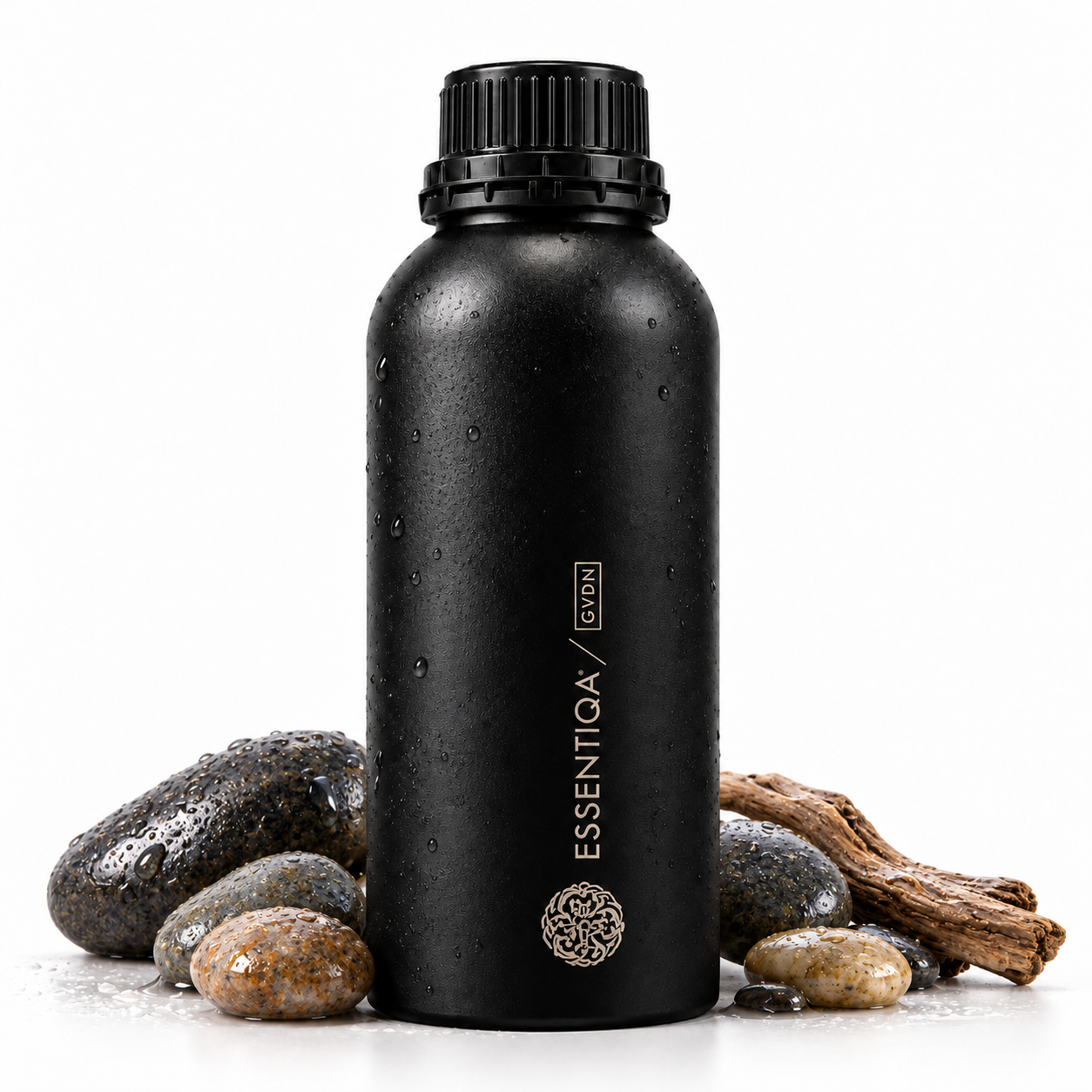 SAINT TROPEZ — ESSENTIQA / GVDN